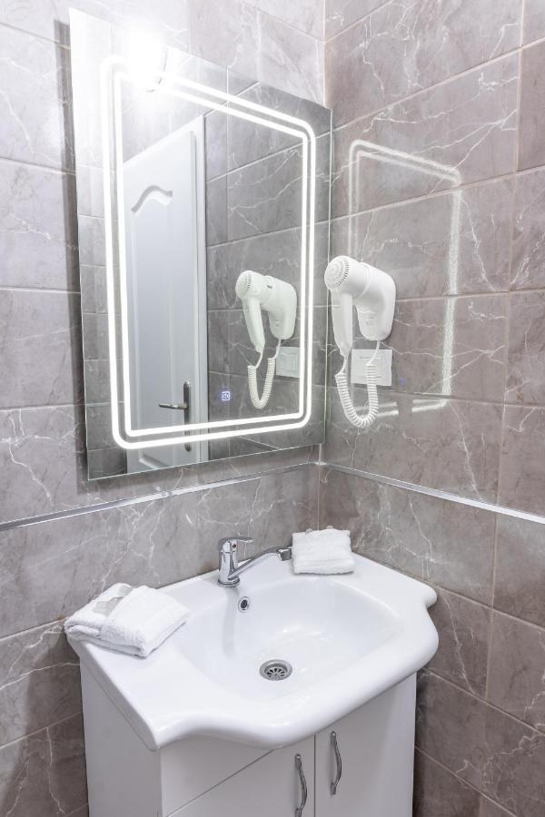 Apart-Hotel Prestige Ulcinj Eksteriør bilde