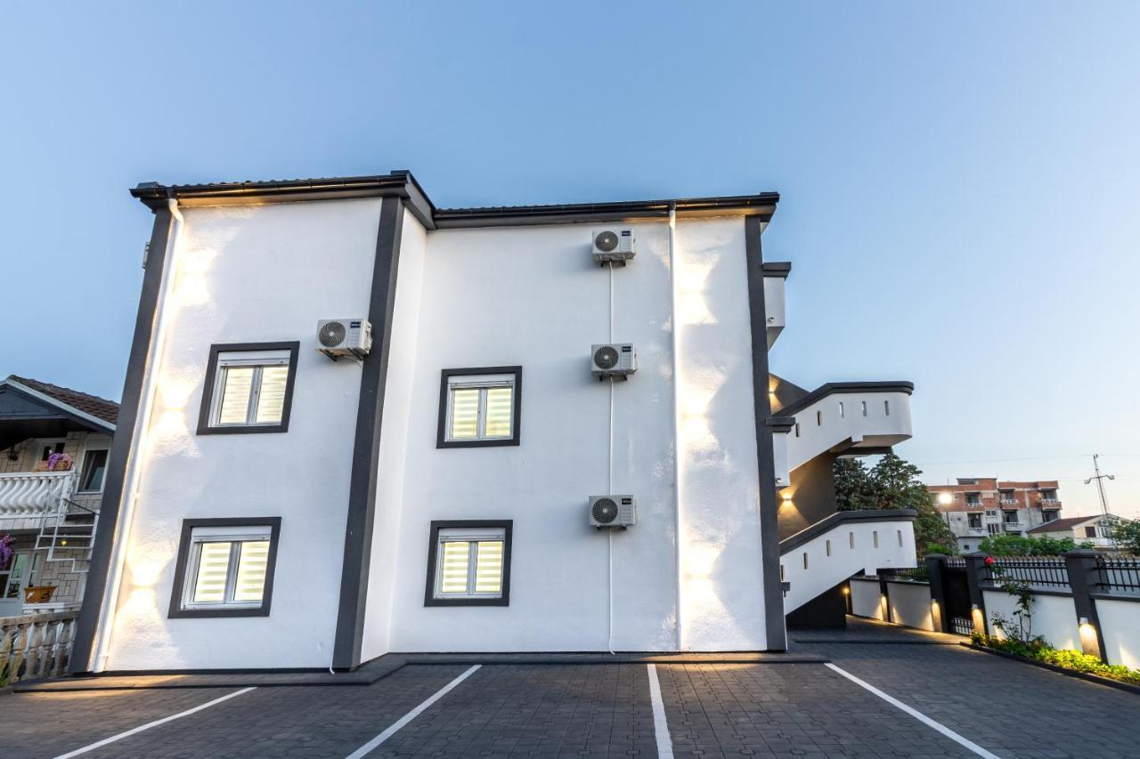 Apart-Hotel Prestige Ulcinj Eksteriør bilde
