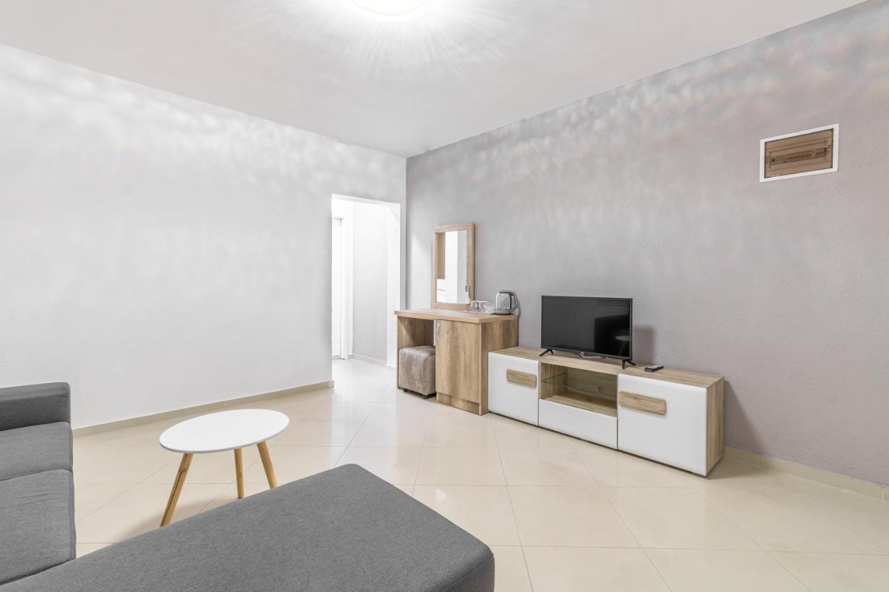 Apart-Hotel Prestige Ulcinj Eksteriør bilde